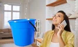 degat-des-eaux-appartement-fuite-femme-probleme-que-faire-solution-assurance-responsabilite