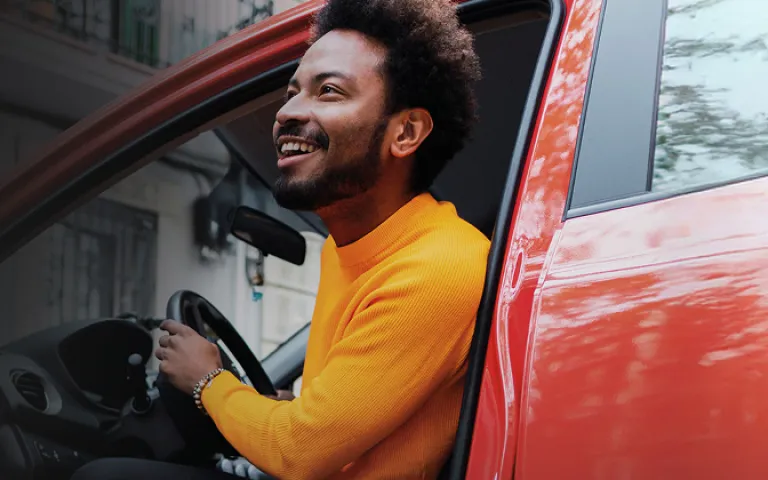 Assurance auto : devis gratuit avec les garanties ASSU 2000